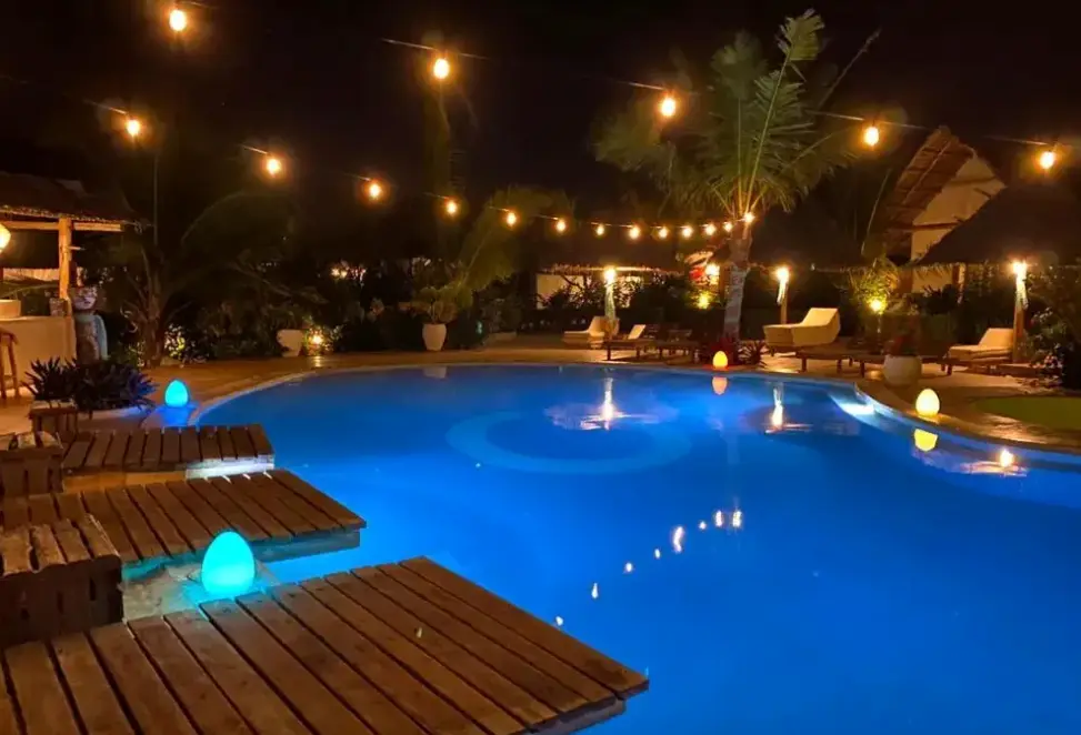 Basen w hotelu Zen Boutique Resort
