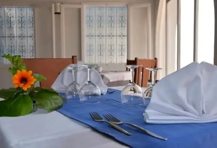 Restauracja i jedzenie w hotelu Zenon Djerba (ex. Bravo Haroun)
