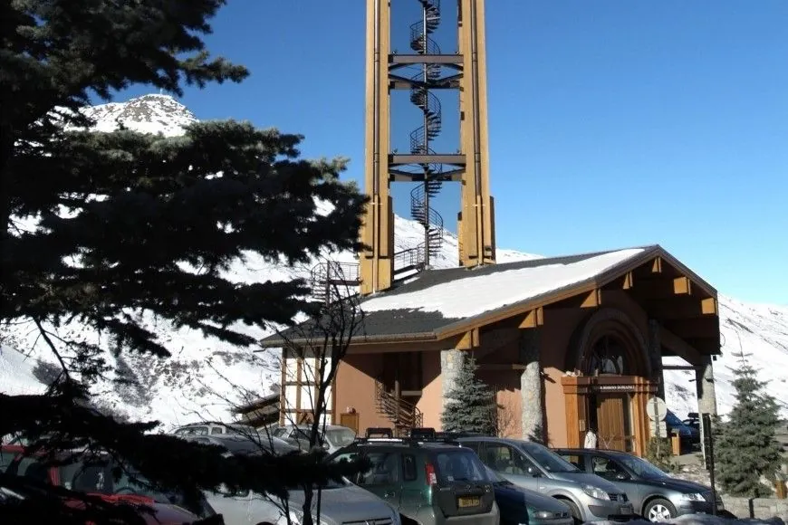 Hotel Chanteneige
