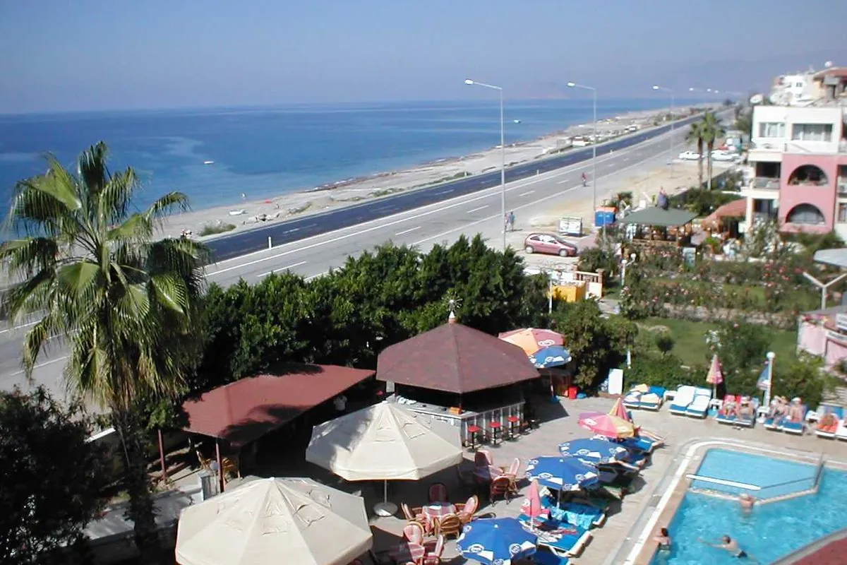 Hotel Doris Aytur