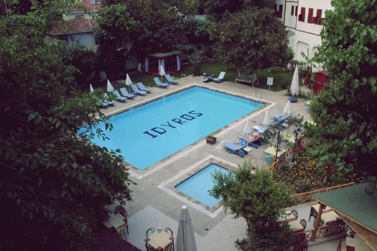 Hotel Idyros