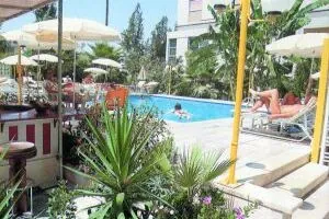 Hotel Sunflower