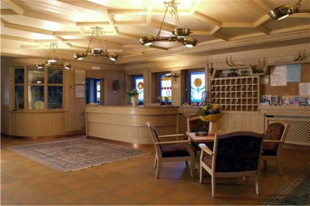 Hotel Villa Jolanda