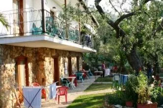 Hotel Andoniadis