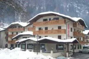 Hotel Denny