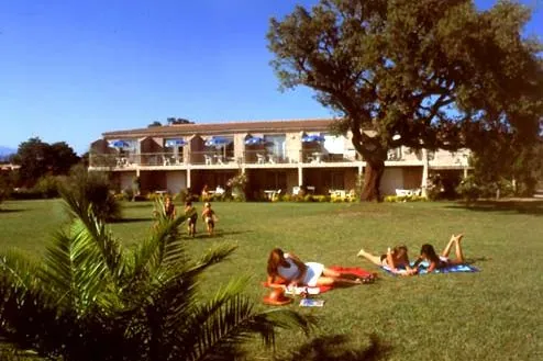 Hotel Fiori Di Cala Rossa