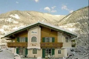 Hotel Mary