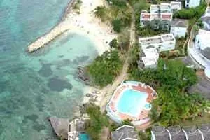 Hotel Point Village