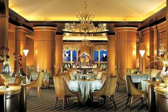 Hotel Four Seasons