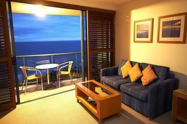 Hotel Mantra Mooloolaba Beach Sunshine Coast