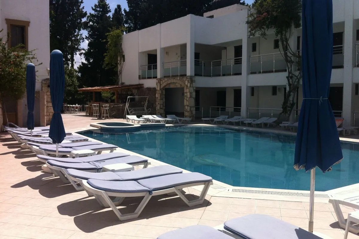 Hotel Parilti