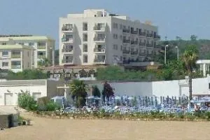 Hotel Sandra