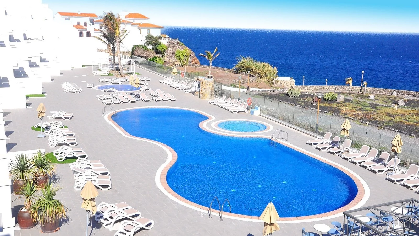 Hotel Occidental Roca Negra