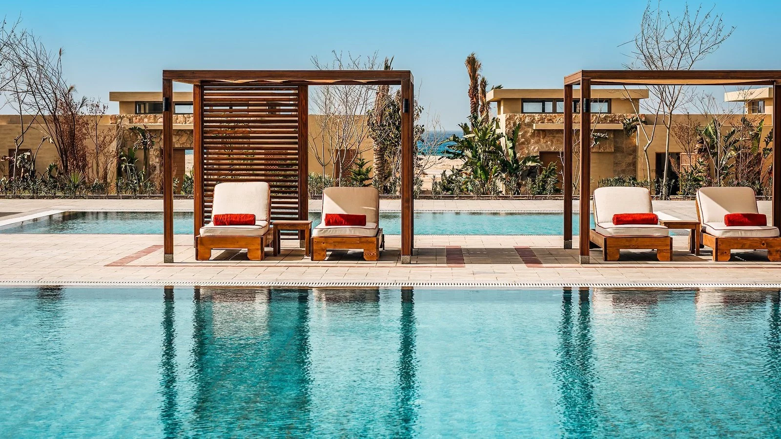 Hotel Sakhra Hotel & Spa