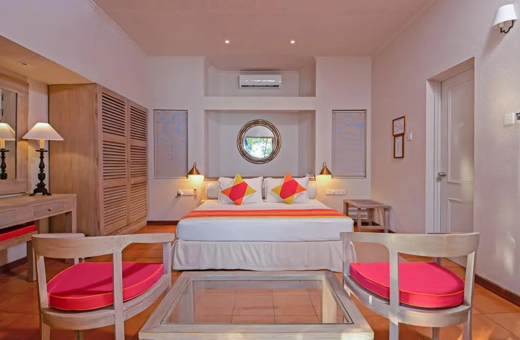 Adaaran Club Rannalhi — ADAARAN CLUB RANNALHI