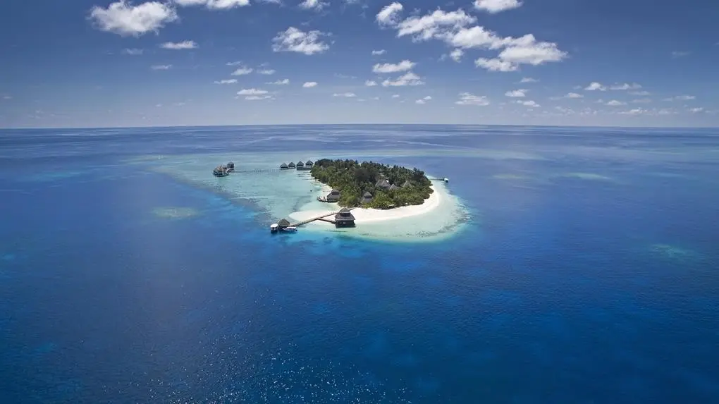 Adaaran Club Rannalhi — ADAARAN CLUB RANNALHI