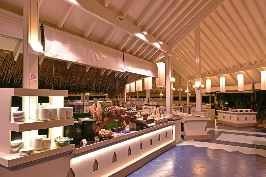 Adaaran Club Rannalhi — ADAARAN CLUB RANNALHI