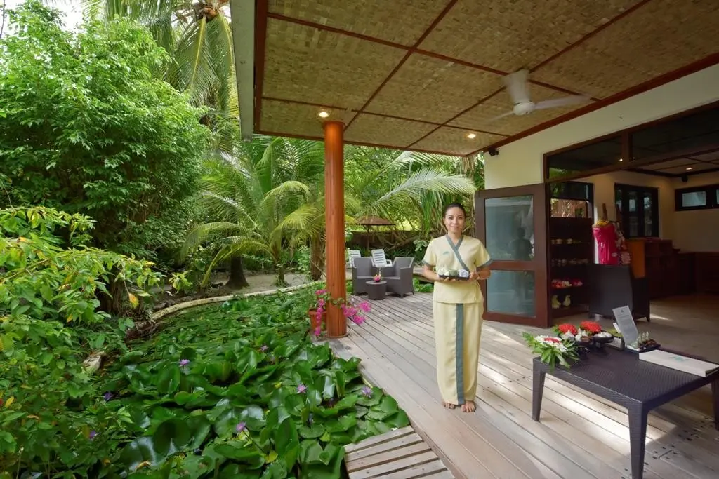 Angaga Island Resort & Spa — ANGAGA ISLAND RESORT SPA