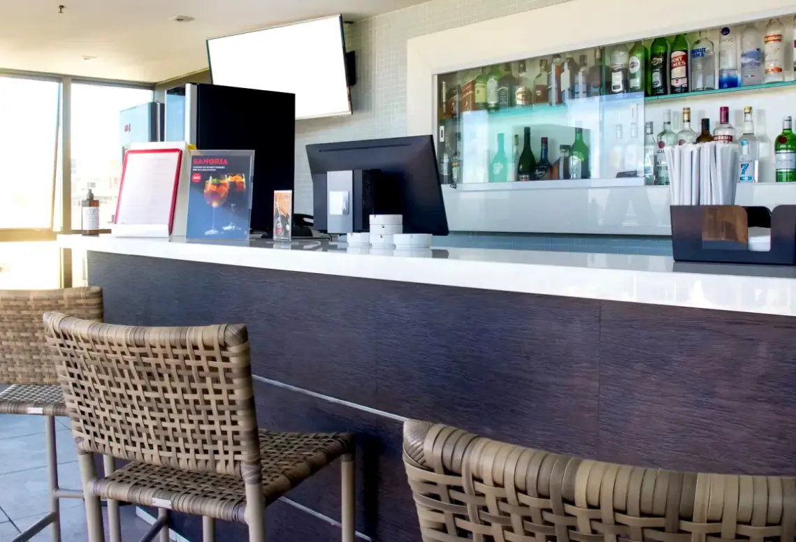 Restauracja i jedzenie w hotelu Arena Copacabana