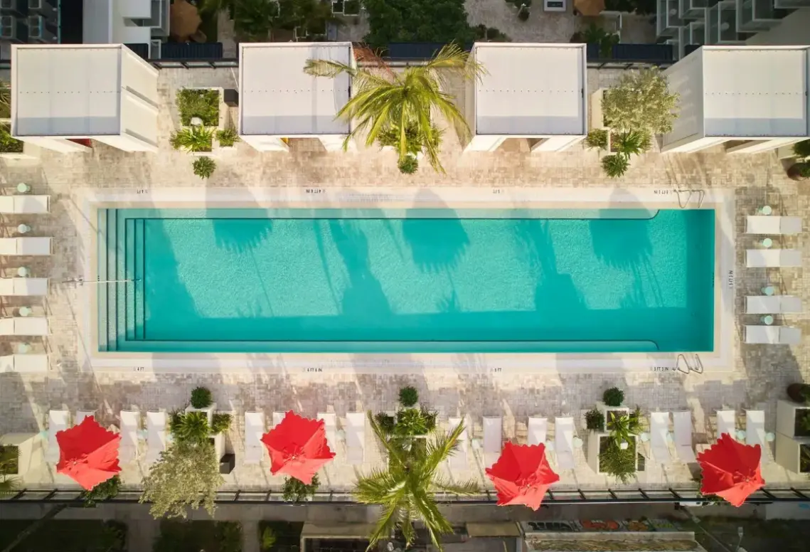 Basen w hotelu Arlo Wynwood