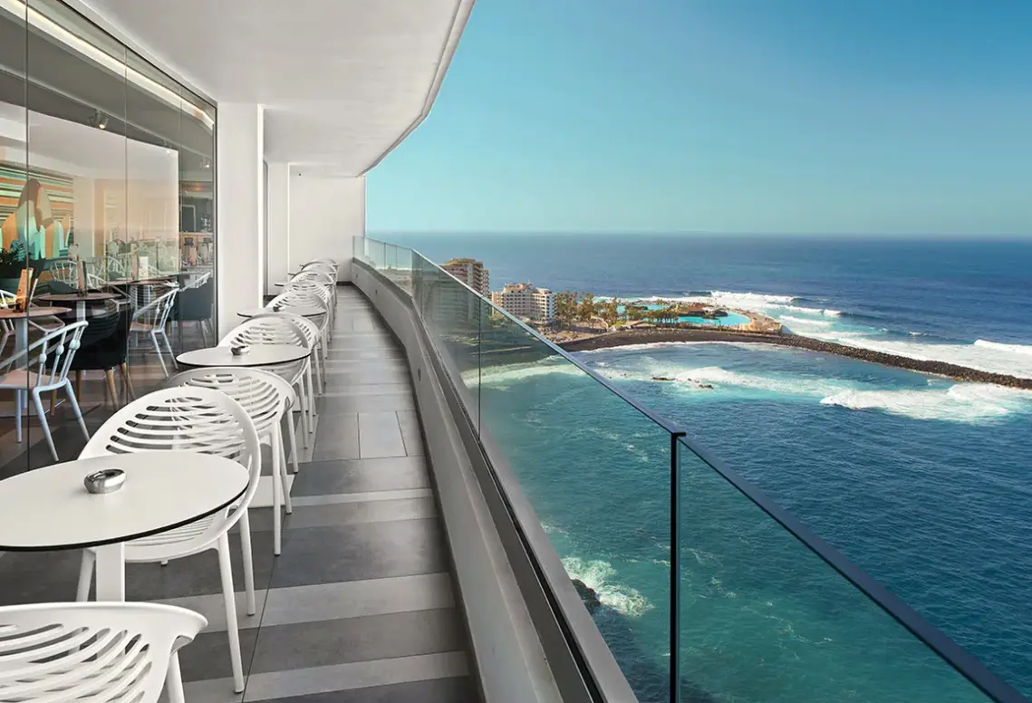 Widok z hotelu Atlantic Mirage Suites & Spa