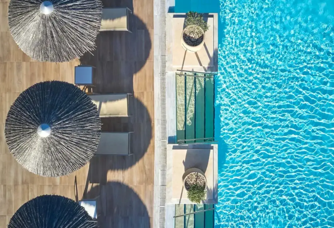 Basen w hotelu Atlantica Oasis