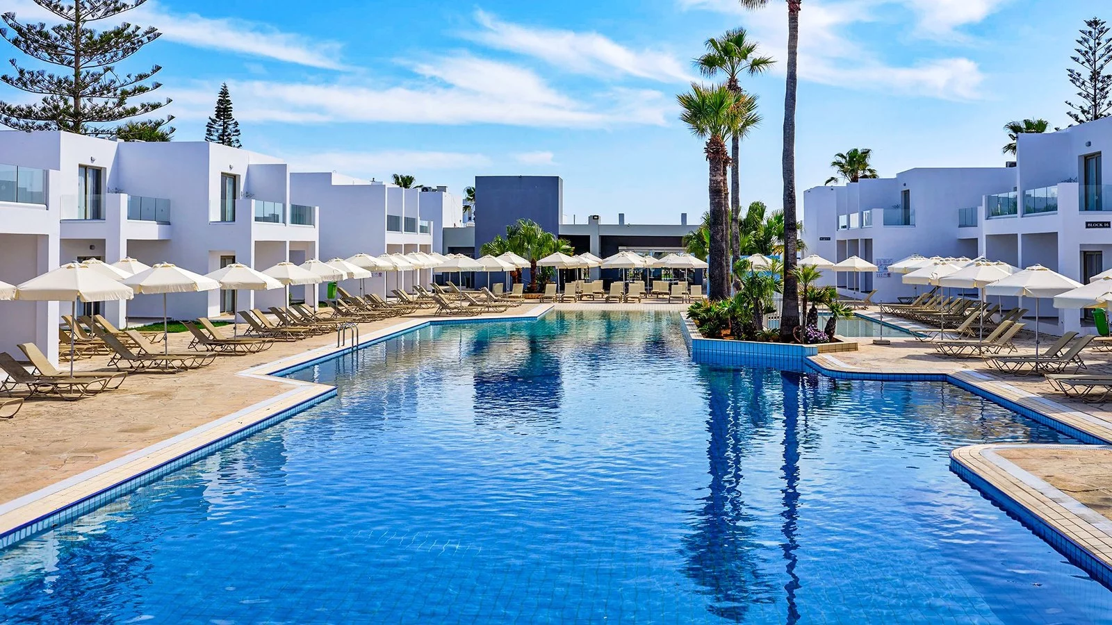 Hotel Atlantica Panthea Resort