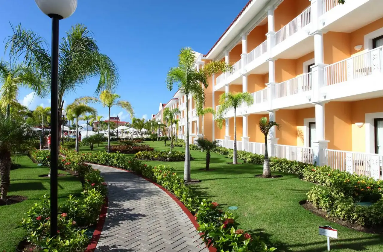 Bahia Principe Grand Aquamarine — BAHIA PRINCIPE GRAND AQUAMARINE