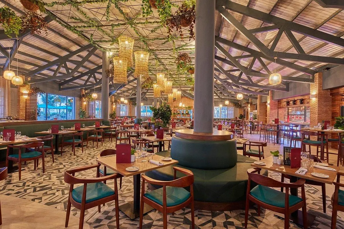 Bahia Principe Luxury Ambar — BAHIA PRINCIPE LUXURY AMBAR