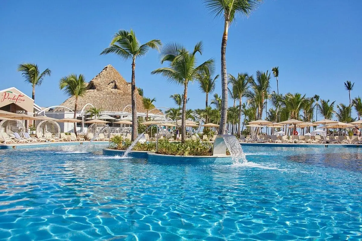 Bahia Principe Luxury Ambar — BAHIA PRINCIPE LUXURY AMBAR