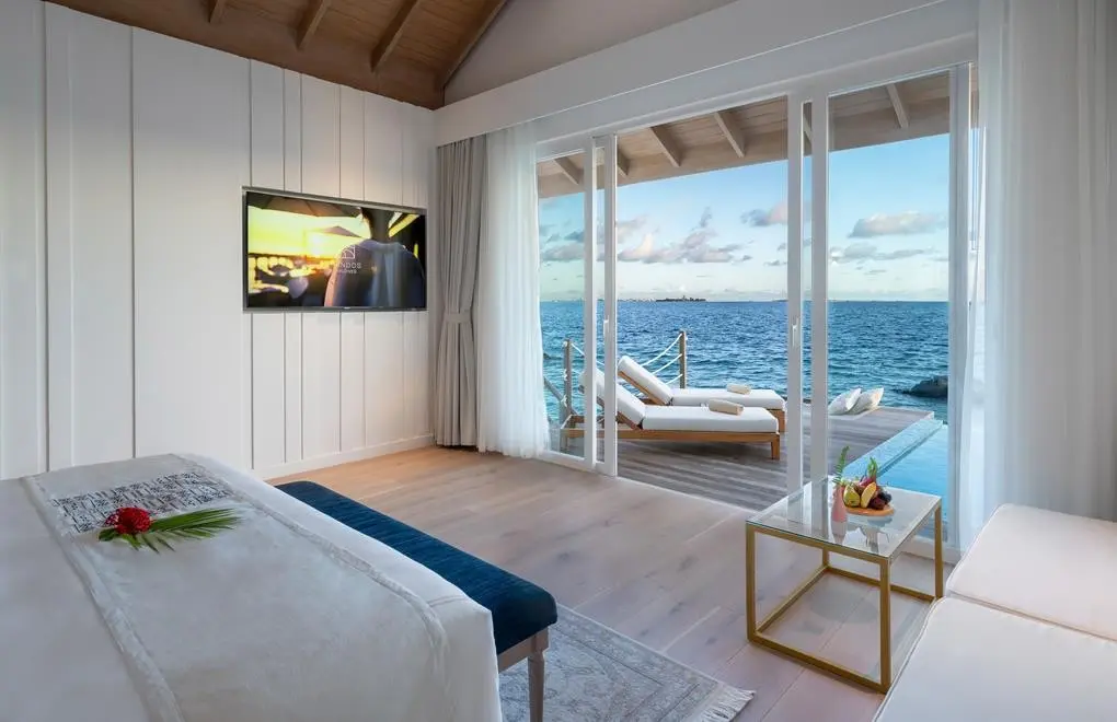 Bandos Maldives — BANDOS MALDIVES