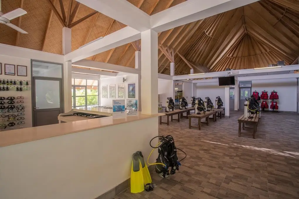 Bandos Maldives — BANDOS MALDIVES