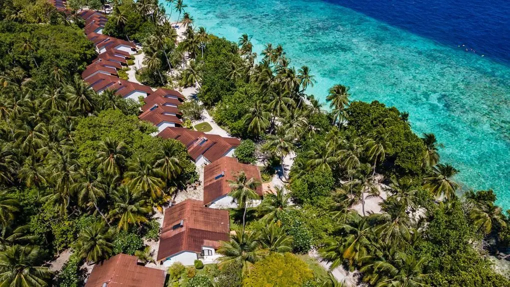 Bandos Maldives — BANDOS MALDIVES