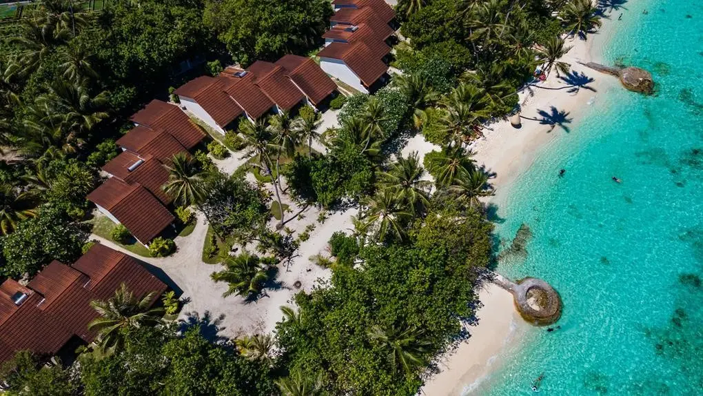 Bandos Maldives — BANDOS MALDIVES