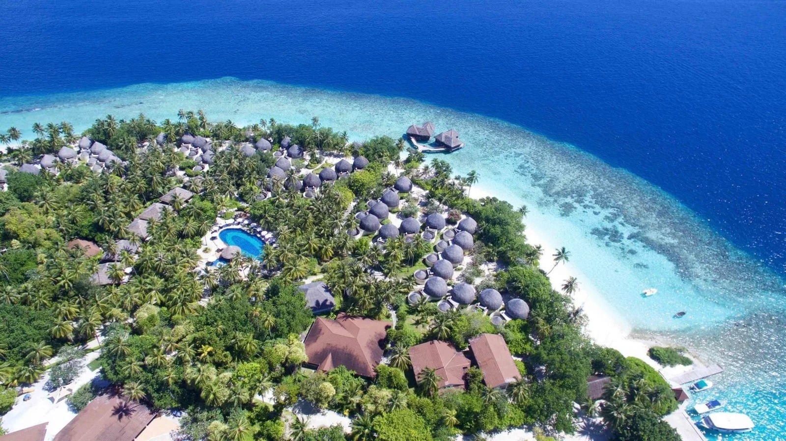 Hotel Bandos Maldives w Malediwy - oferta last minute