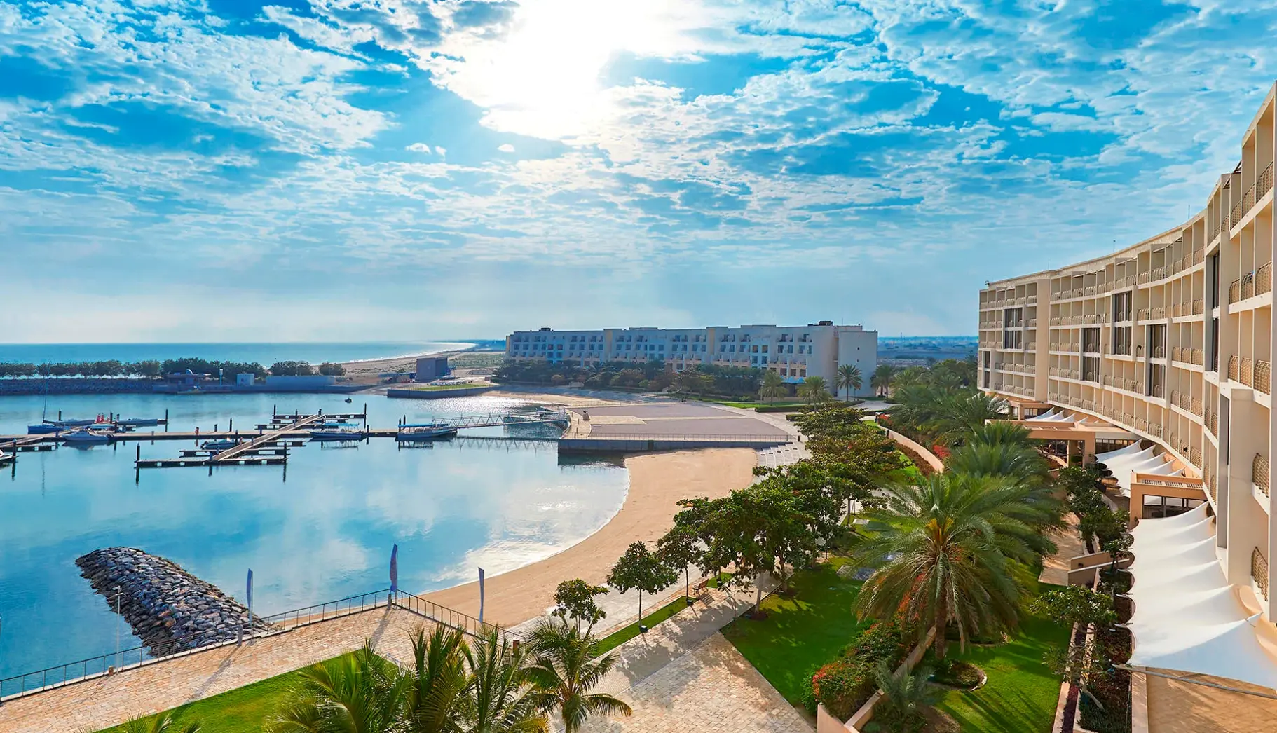 Plaża przy hotelu Barceló Mussanah Resort