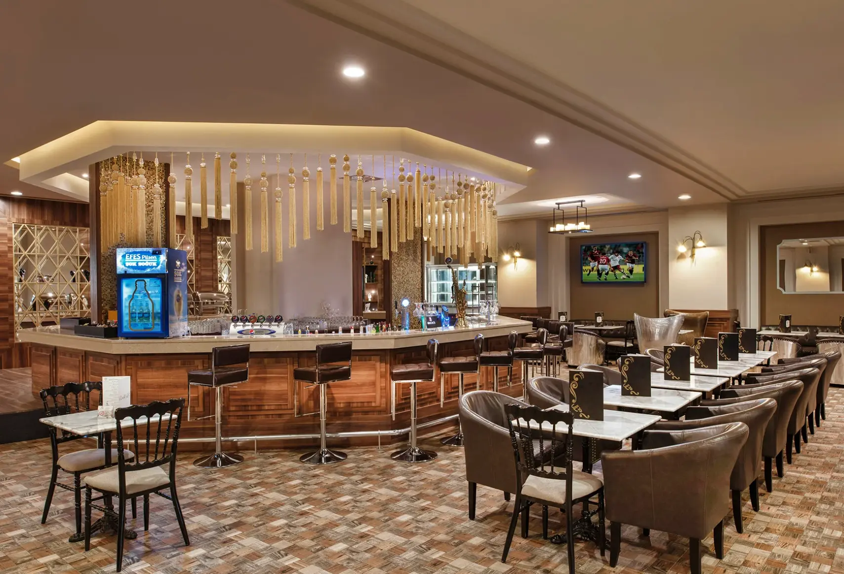 Restauracja i jedzenie w hotelu Botanik Platinum