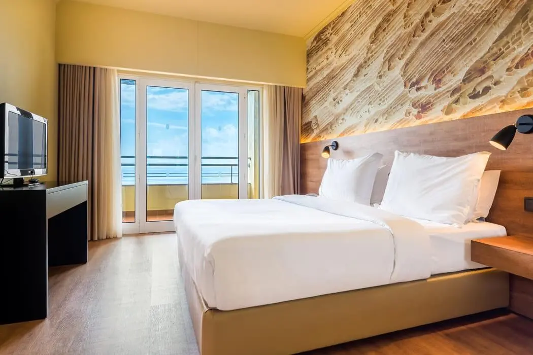 Pokój w hotelu Calheta Beach