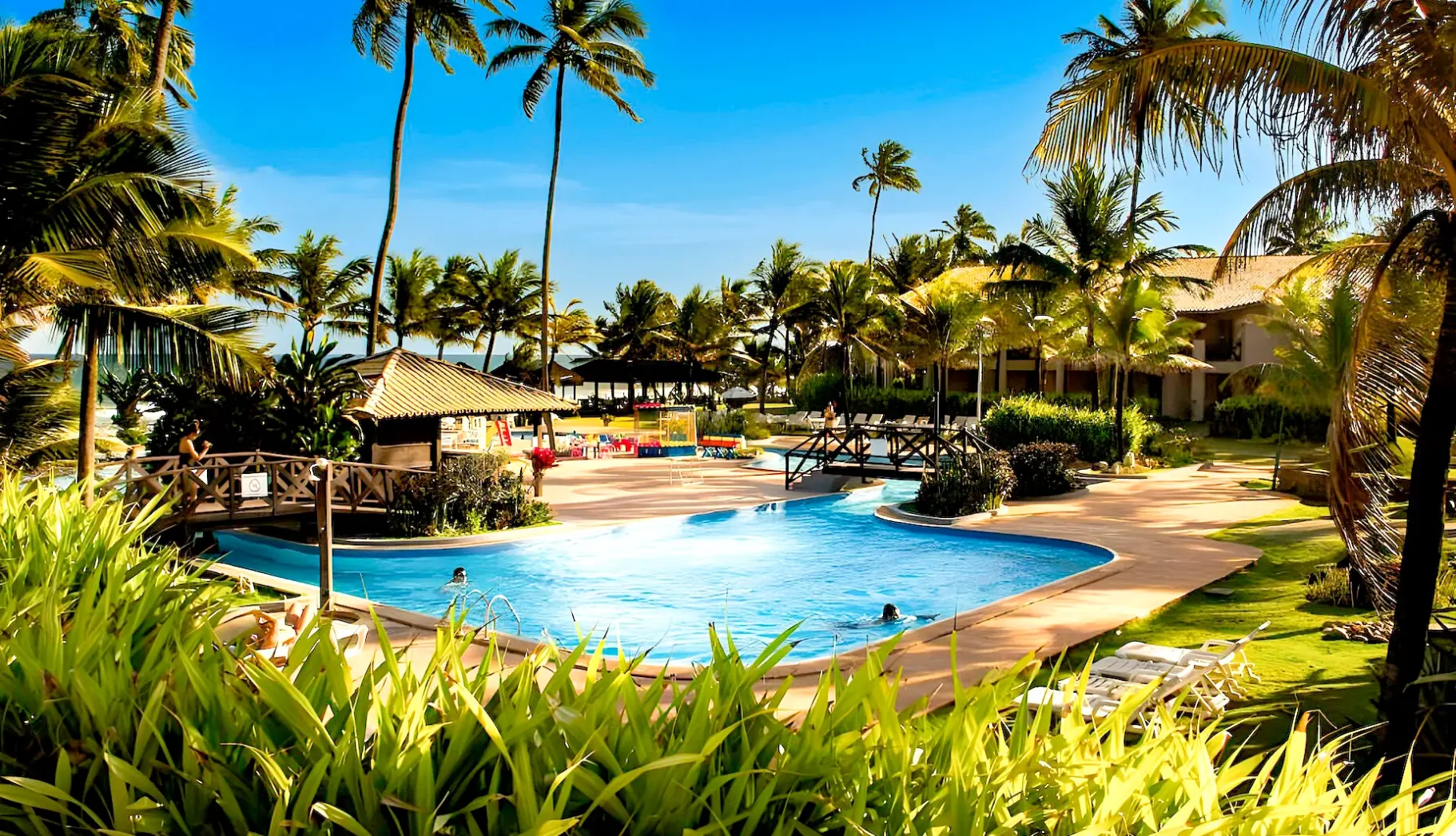 Basen w hotelu Catussaba Resort