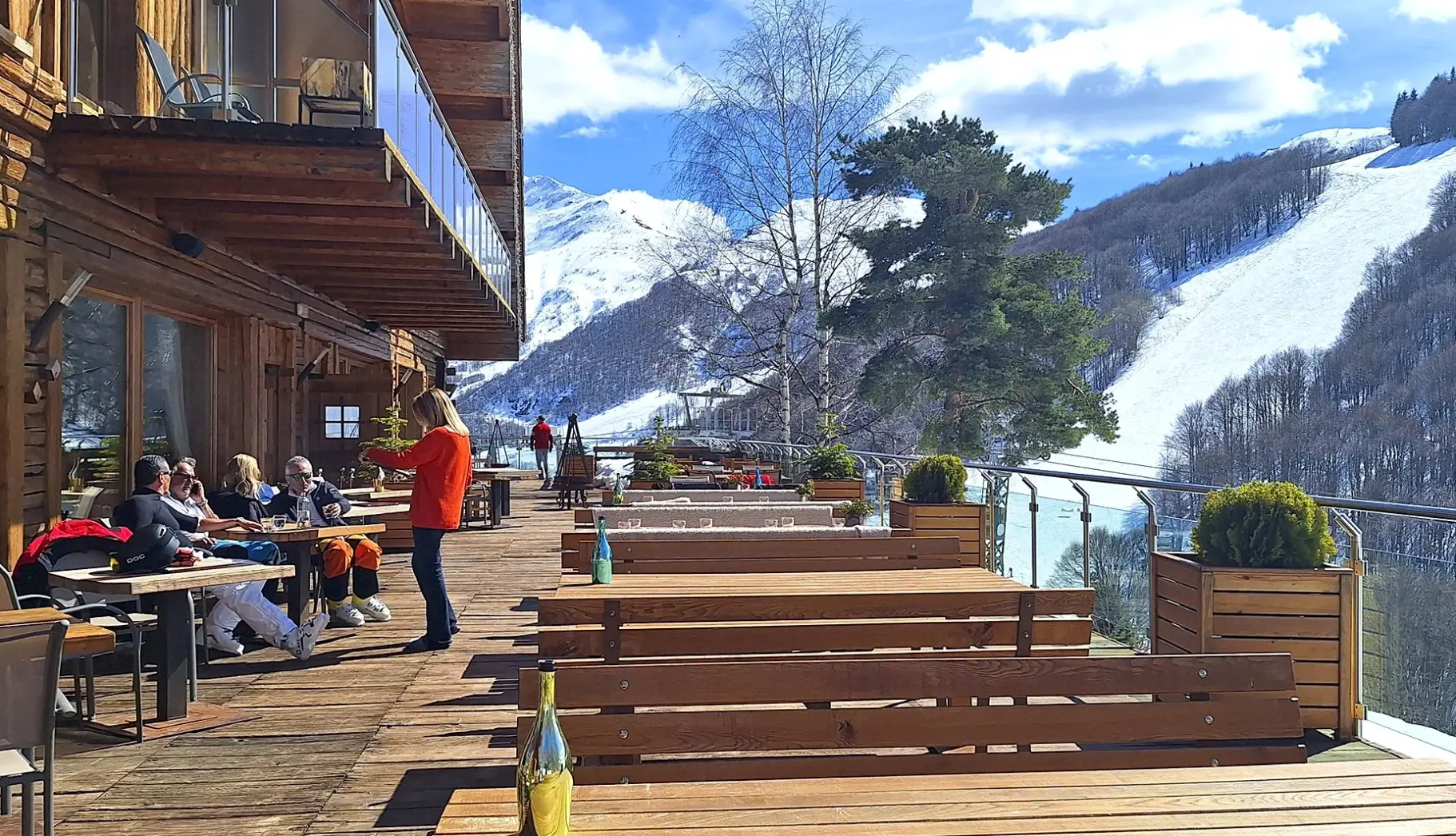 Restauracja i jedzenie w hotelu Chalet Morel