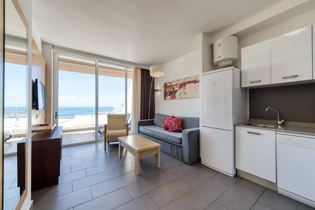 Cordial Mogan Playa — HOLIDAY CLUB PUERTO CALMA