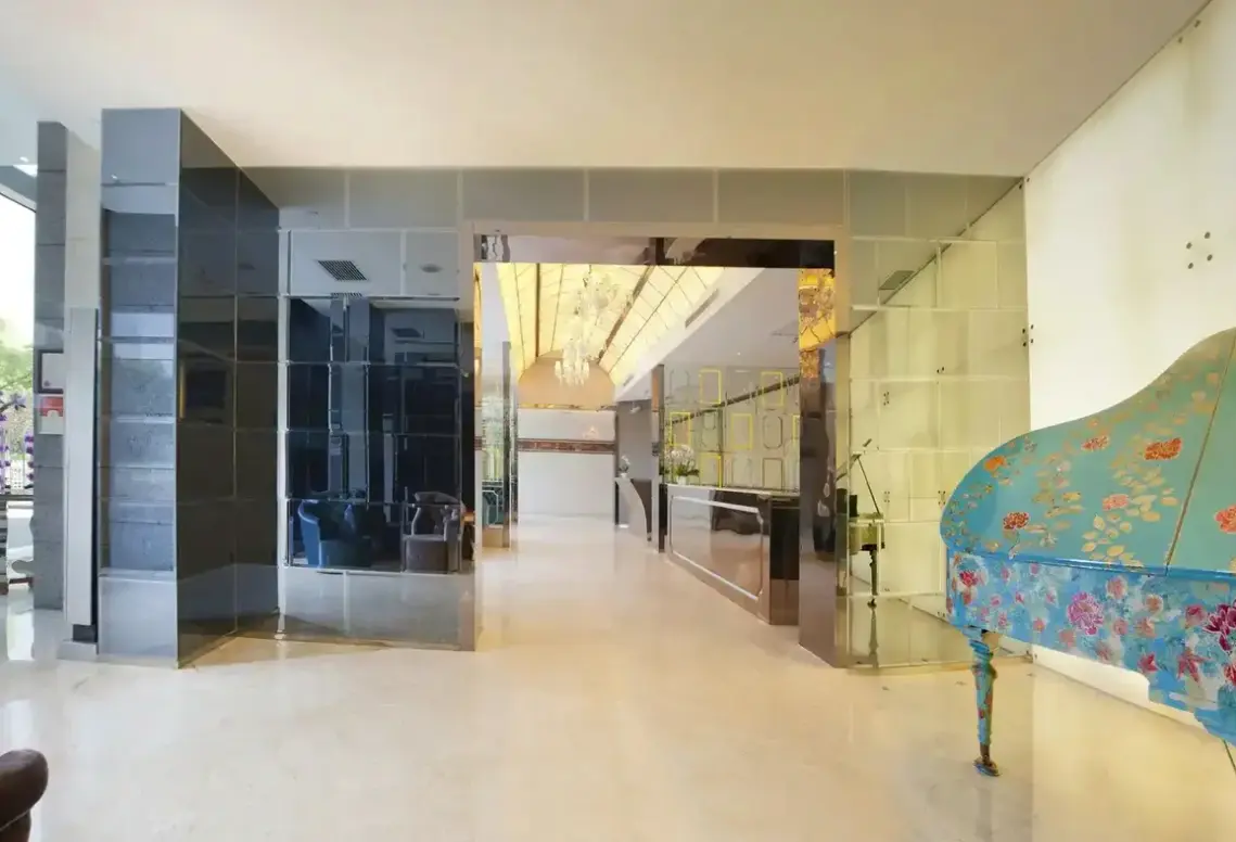 Lobby hotelu Dorsett Shanghai