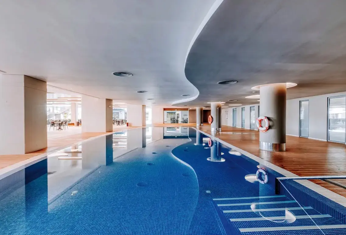 Basen w hotelu Enotel Lido Madeira