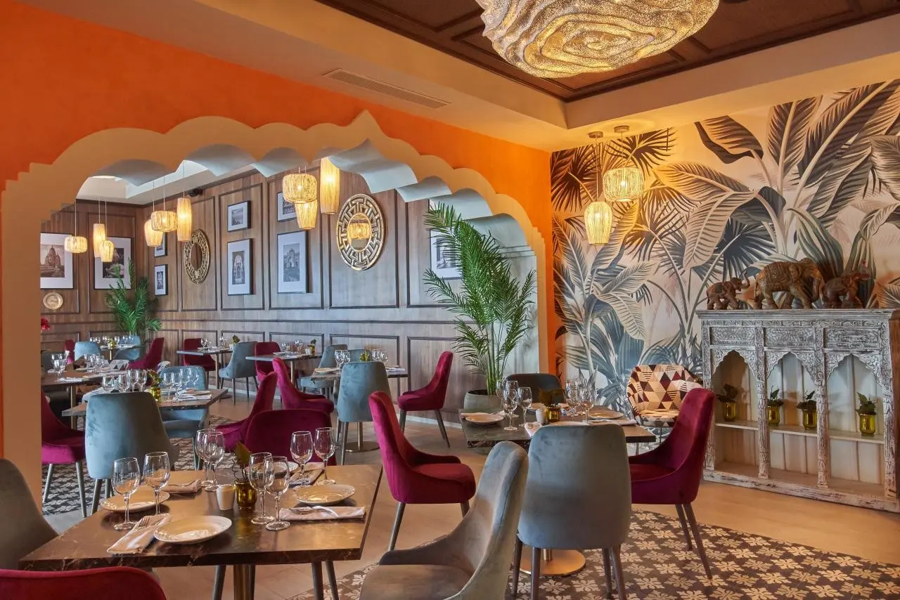 Restauracja i jedzenie w hotelu Grand Bahia Principe Turquesa