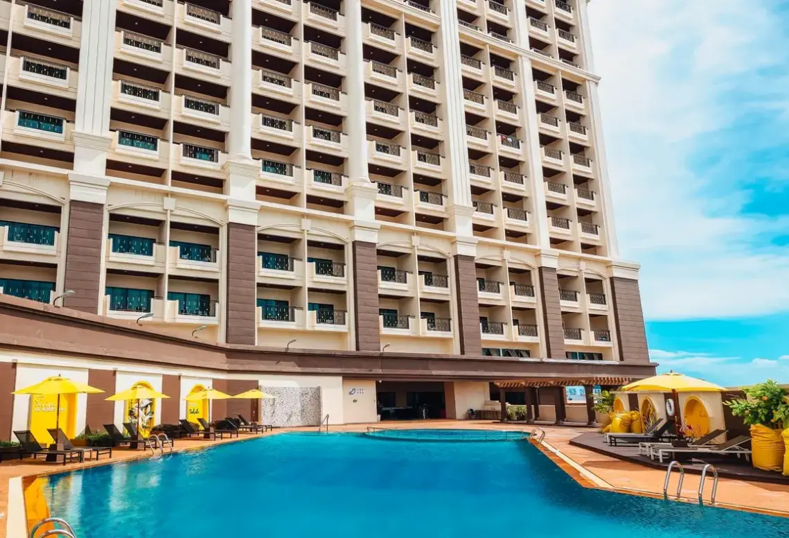Basen w hotelu Grand Palazzo Hotel Pattaya