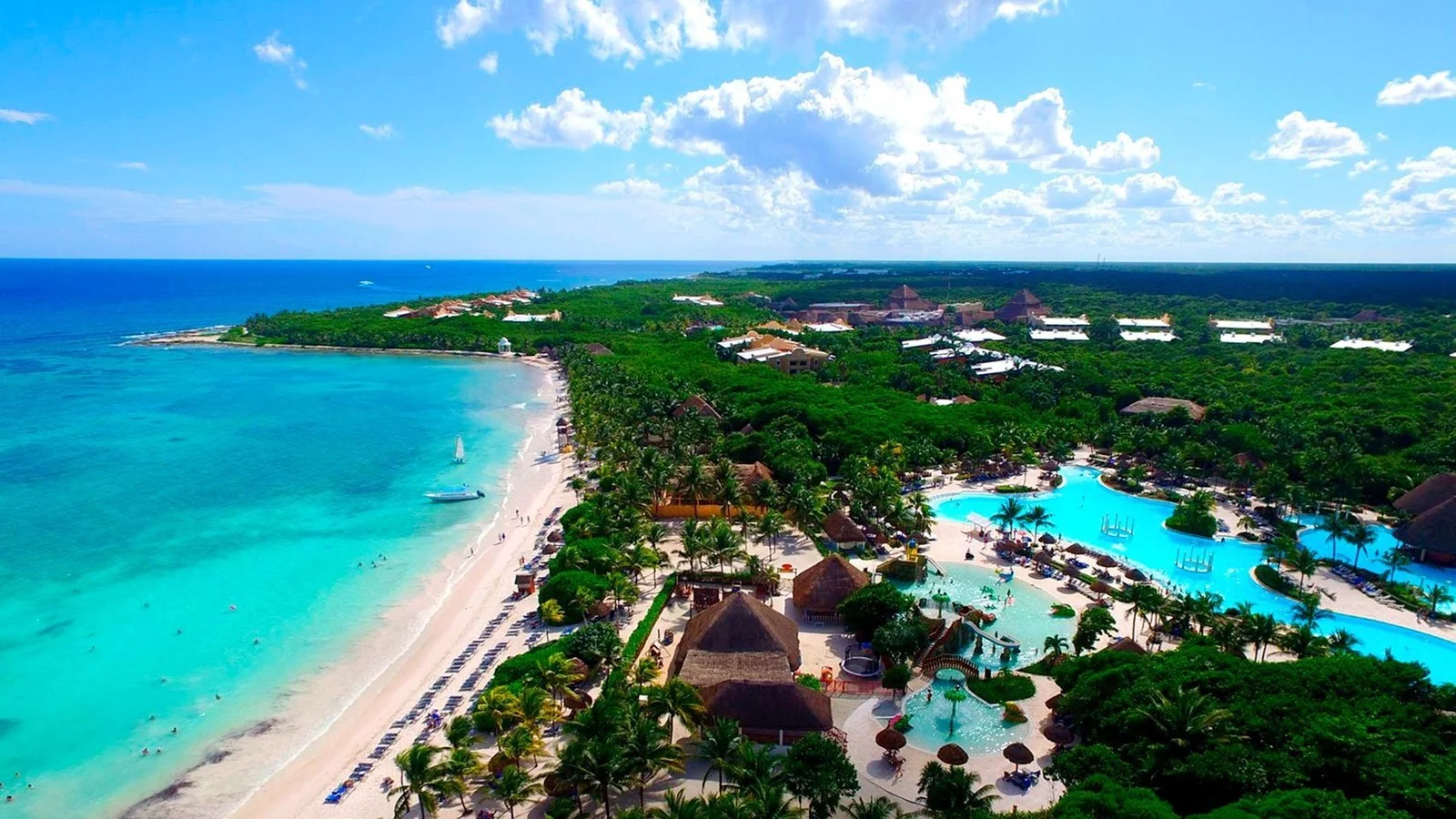 Hotel Grand Palladium White Sand Resort & Spa