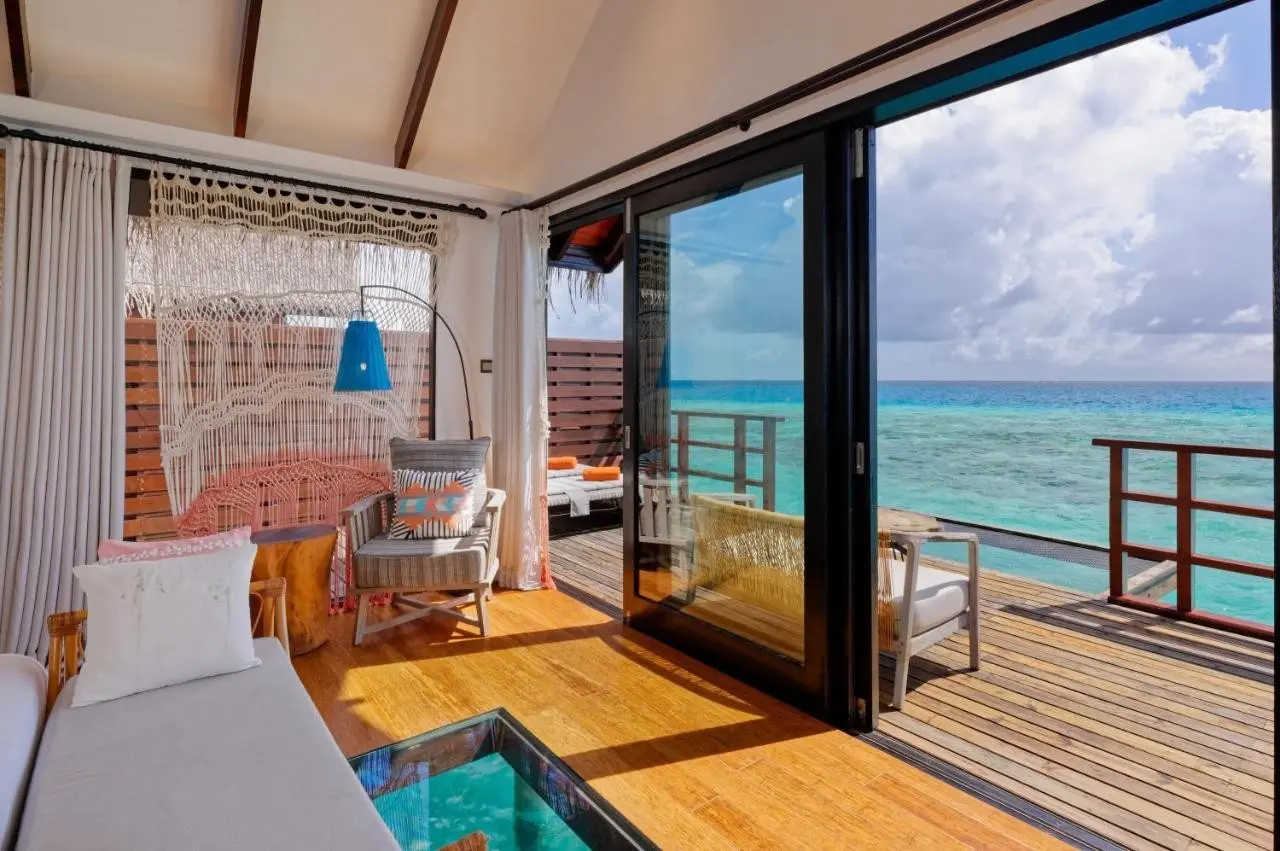 Plaża przy hotelu Grand Park Kodhipparu, Maldives