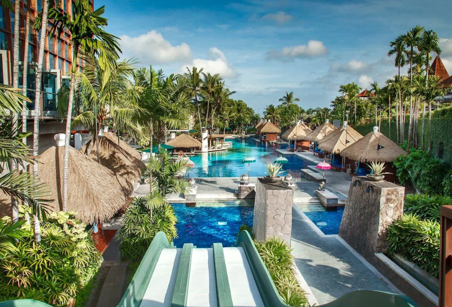 Basen w hotelu Hard Rock Hotel Bali