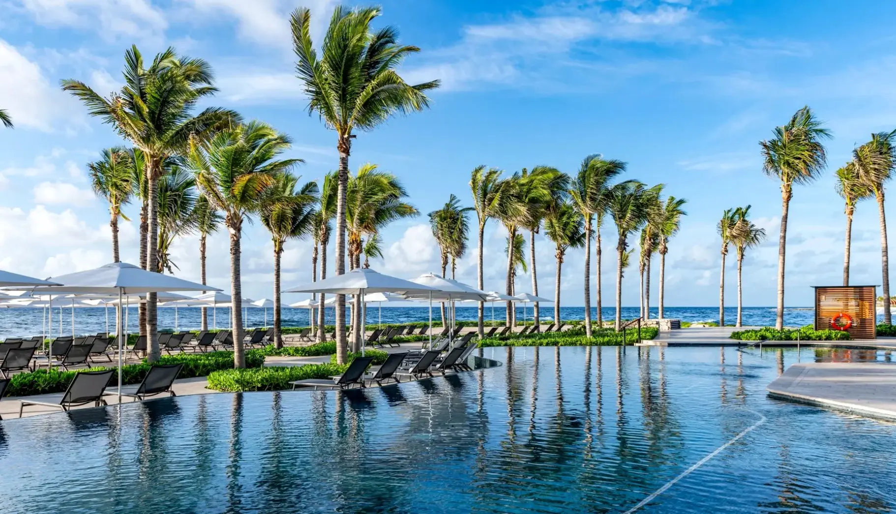 Basen w hotelu Hilton Tulum Riviera Maya All-Inclusive Resort