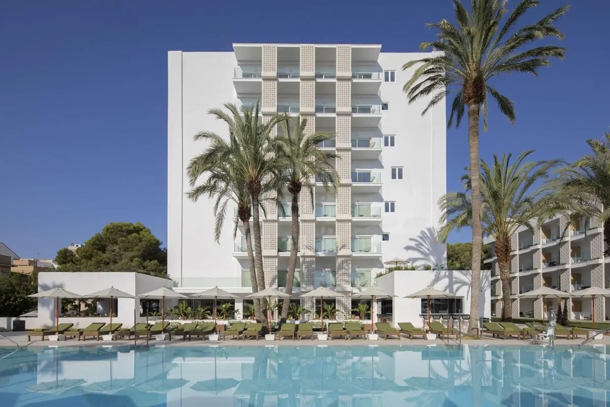 HM Ayron Park — HM AYRON PARK